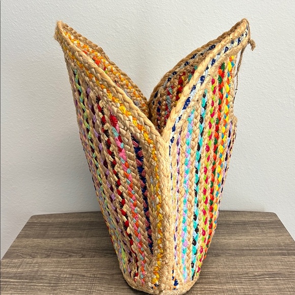 Beautiful!!! Antik Kraft Colorful Woven Tote!! ♥️💛💜 - Picture 11 of 15